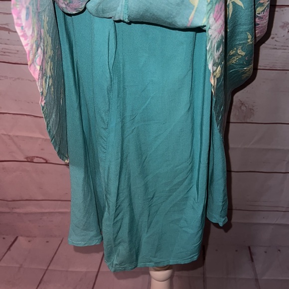 *SOLD on MERCARI Torrid Sophie Green floral swing cami w/adjustable straps - Picture 4 of 8